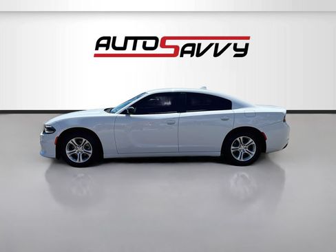 Used 2023 Dodge Charger SXT RWD image 4