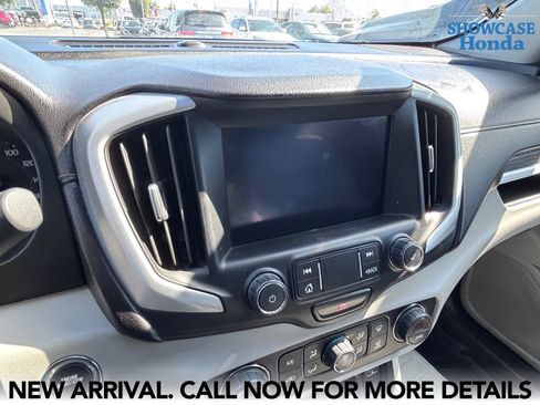 Used 2020 GMC Terrain SLT FWD image 10