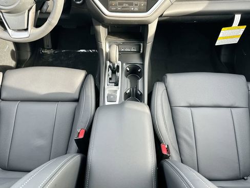 New 2026 Subaru Ascent Limited image 30