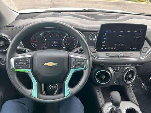 New 2024 Chevrolet Blazer LT AWD/4WD image 15