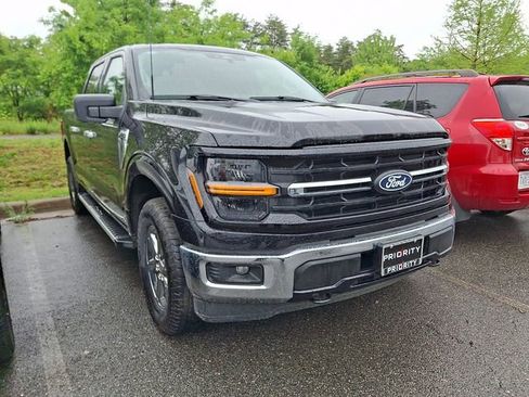 Used 2025 Ford F150 XLT w/ Equipment Group 301A Standard AWD/4WD image 6
