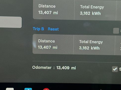 Used 2025 Tesla Model 3 Long Range RWD image 18