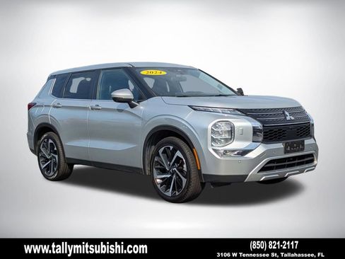 Used 2024 Mitsubishi Outlander SE AWD/4WD image 1
