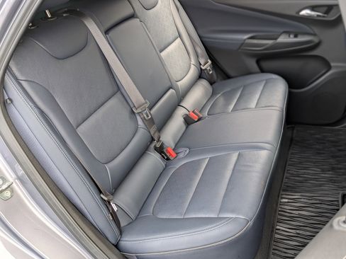 Used 2023 Chevrolet Bolt EUV LT w/ Convenience Package image 19