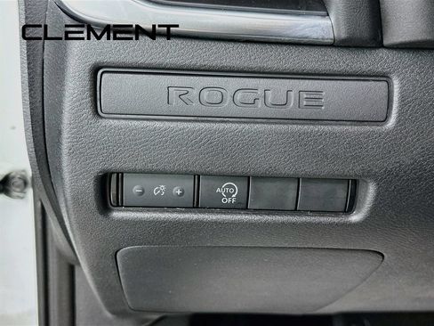 Used 2023 Nissan Rogue S AWD/4WD image 14