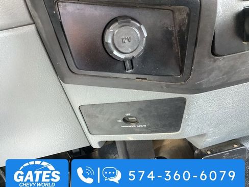 Used 2015 Ford F450 XL w/ XL Appearance Package AWD/4WD image 16