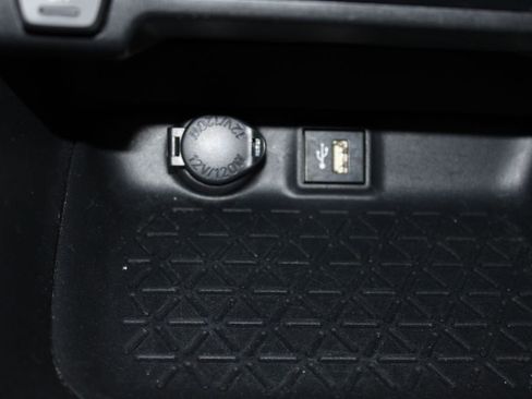 Used 2024 Toyota RAV4 AWD Hybrid image 42