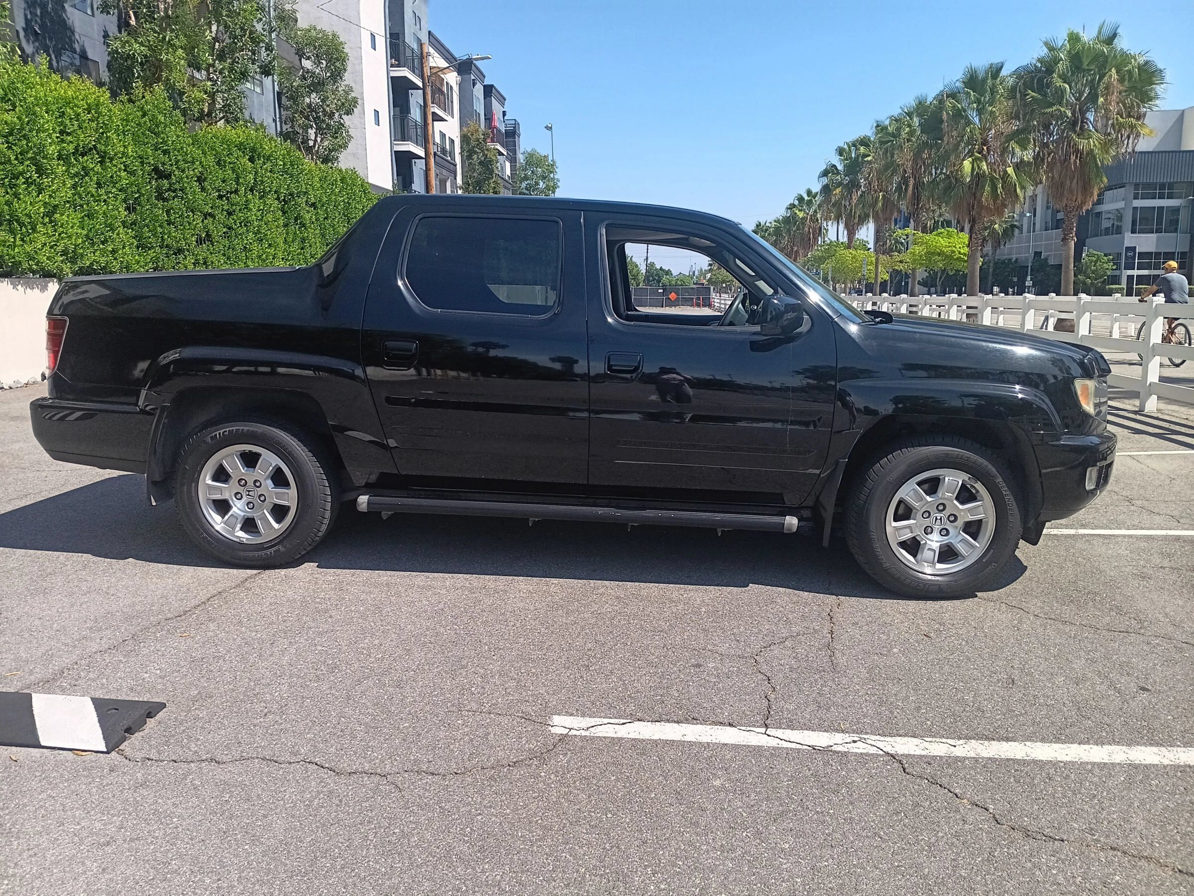 Used 2013 Honda Ridgeline RTS image 4