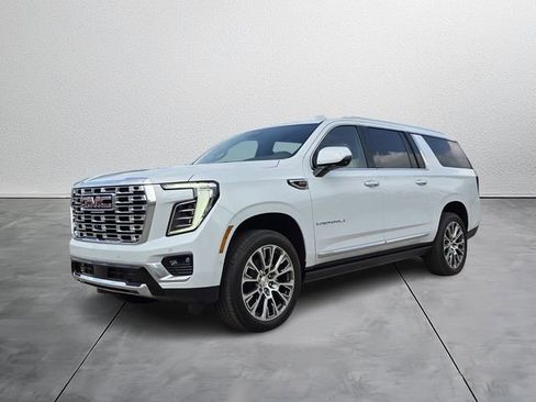 New 2026 GMC Yukon XL Denali w/ Denali Reserve Package AWD/4WD image 2