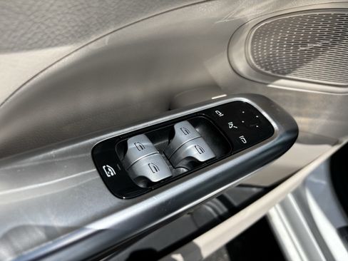 Certified 2024 Mercedes-Benz C 300 Sedan image 15