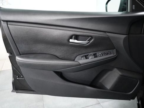 Used 2024 Nissan Sentra SV FWD image 21