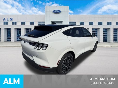 Used 2025 Ford Mustang Mach-E Premium image 7