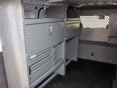 Used 2019 Ford Transit Connect XL FWD image 13