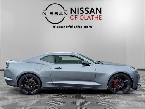 Used 2019 Chevrolet Camaro LT w/ 1LE Track Performance Package RWD image 29