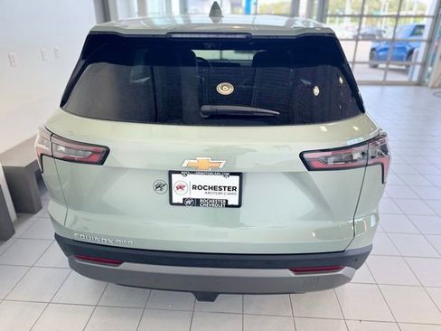 New 2026 Chevrolet Equinox LT w/ Convenience Package II AWD/4WD image 40