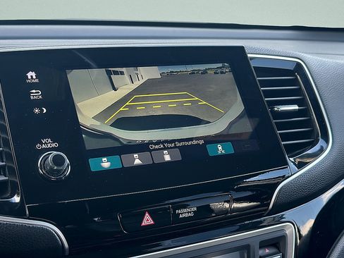 Used 2019 Honda Passport Touring image 16