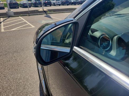 Used 2022 Mercedes-Benz GLA 250 4MATIC image 13