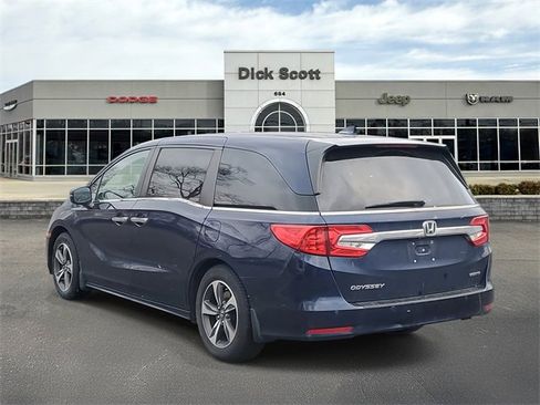 Used 2019 Honda Odyssey Touring image 3