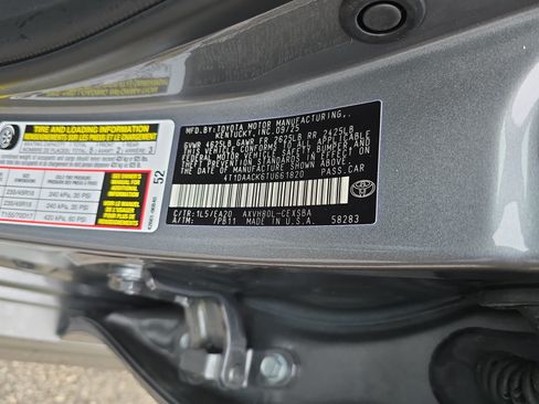 Used 2026 Toyota Camry SE FWD image 32
