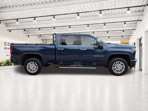 Used 2020 Chevrolet Silverado 2500 High Country w/ Z71 Off-Road Package AWD/4WD image 13