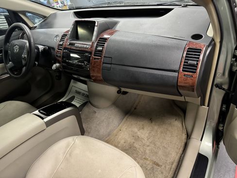 Used 2009 Toyota Prius FWD image 11