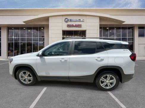 Certified 2023 GMC Terrain SLE w/ Driver Convenience Package FWD image 9