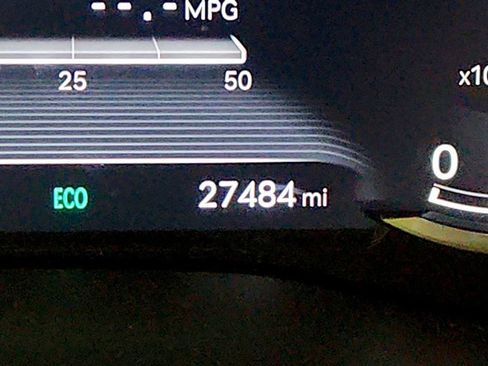 Used 2023 Genesis G70 3.3T w/ Sport Prestige Package image 16