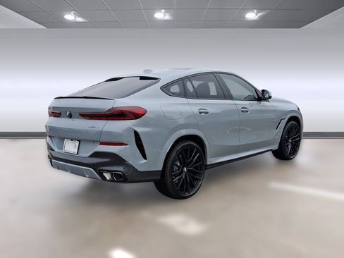 New 2026 BMW X6 xDrive40i w/ Premium Package image 8