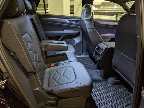 New 2026 Volkswagen Atlas Cross Sport SE AWD/4WD image 25