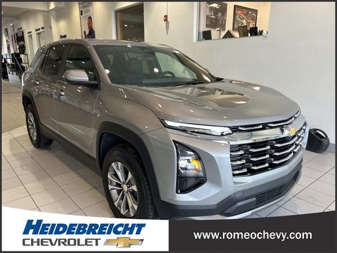 Used 2026 Chevrolet Equinox LT w/ Convenience Package II image 1