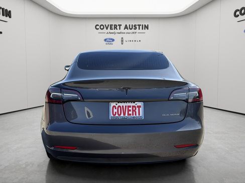 Used 2018 Tesla Model 3 Long Range image 4