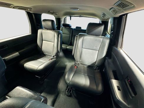 Used 2019 Toyota Sequoia TRD Sport w/ TRD Sport Premium Package AWD/4WD image 12