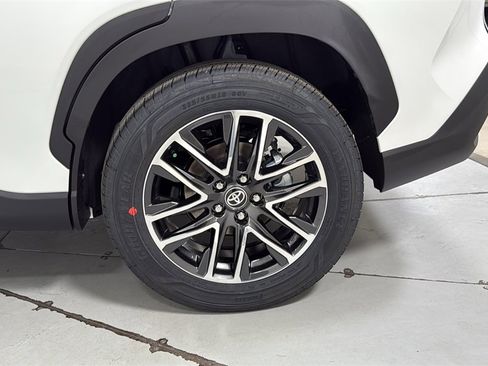 New 2026 Toyota Corolla Cross XLE image 23