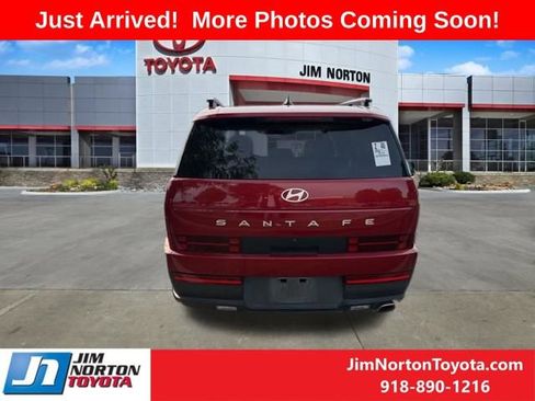 Used 2025 Hyundai Santa Fe SEL FWD image 5