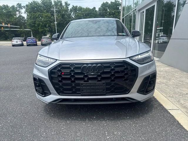 Used 2023 Audi SQ5 Prestige w/ Prestige Package AWD/4WD image 9