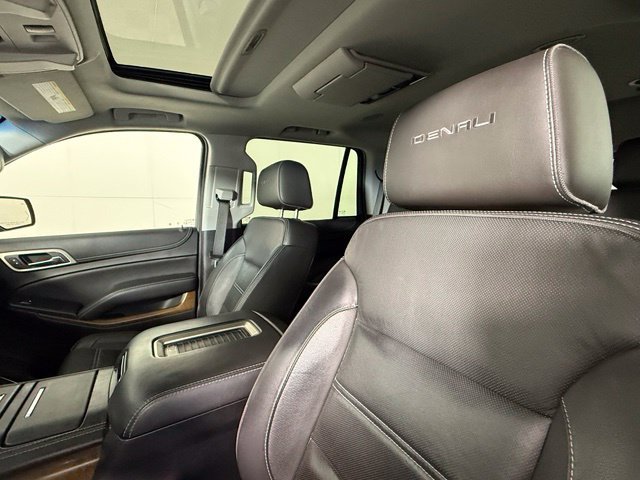 Used 2019 GMC Yukon Denali w/ Denali Ultimate Package AWD/4WD image 14