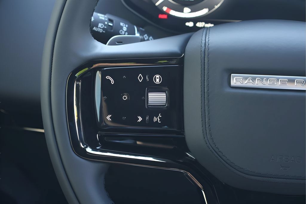 New 2026 Land Rover Range Rover Sport SE AWD/4WD image 19