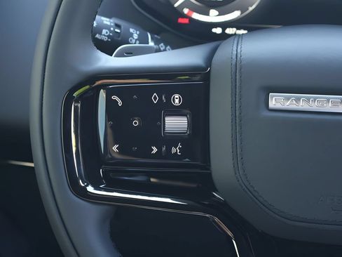 New 2026 Land Rover Range Rover Sport SE AWD/4WD image 19