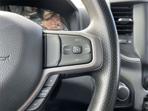 Used 2024 RAM 2500 Tradesman w/ Chrome Appearance Group image 23