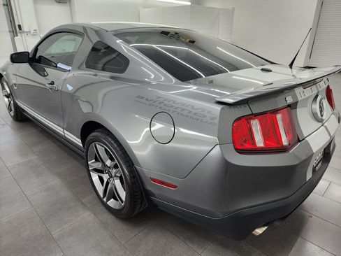 Used 2011 Ford Mustang Shelby GT500 RWD image 6