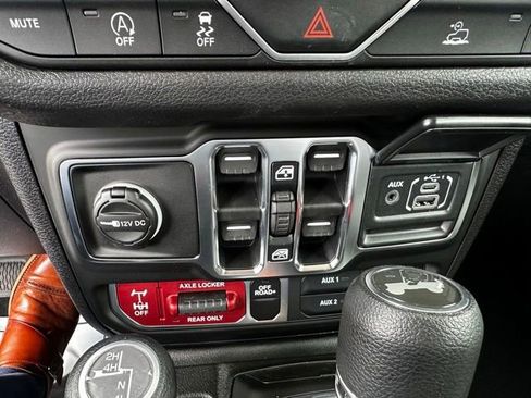 New 2026 Jeep Wrangler Unlimited Sport AWD/4WD image 29