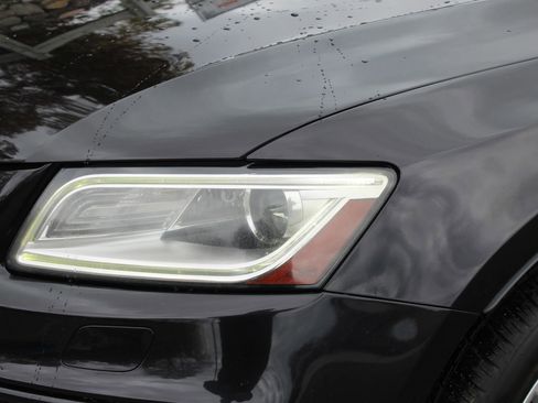 Used 2015 Audi SQ5 Prestige w/ Prestige Package image 45