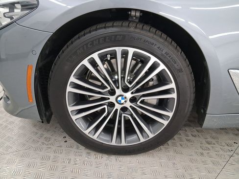 Used 2017 BMW 540i image 11