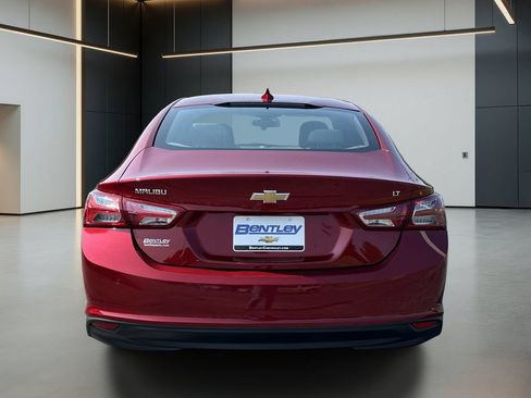 Used 2022 Chevrolet Malibu LT FWD image 5