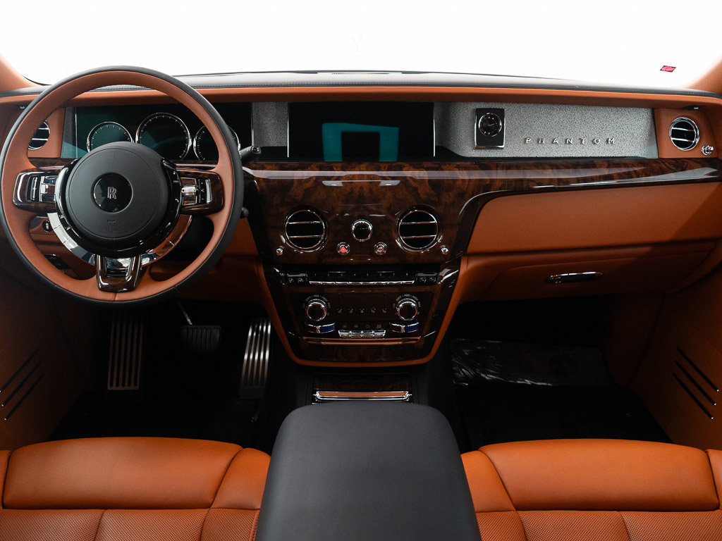 Certified 2023 Rolls-Royce Phantom Sedan RWD image 32