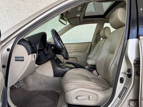 Used 2005 Lexus IS 300 image 15