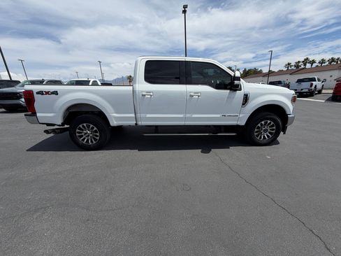 Used 2022 Ford F350 Lariat w/ Lariat Value Package AWD/4WD image 2