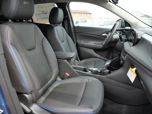 New 2026 Buick Encore GX Sport Touring w/ Comfort Package AWD/4WD image 24