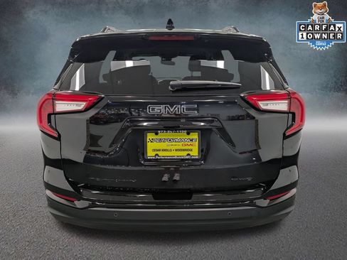 Used 2023 GMC Terrain SLE w/ Driver Convenience Package AWD/4WD image 5