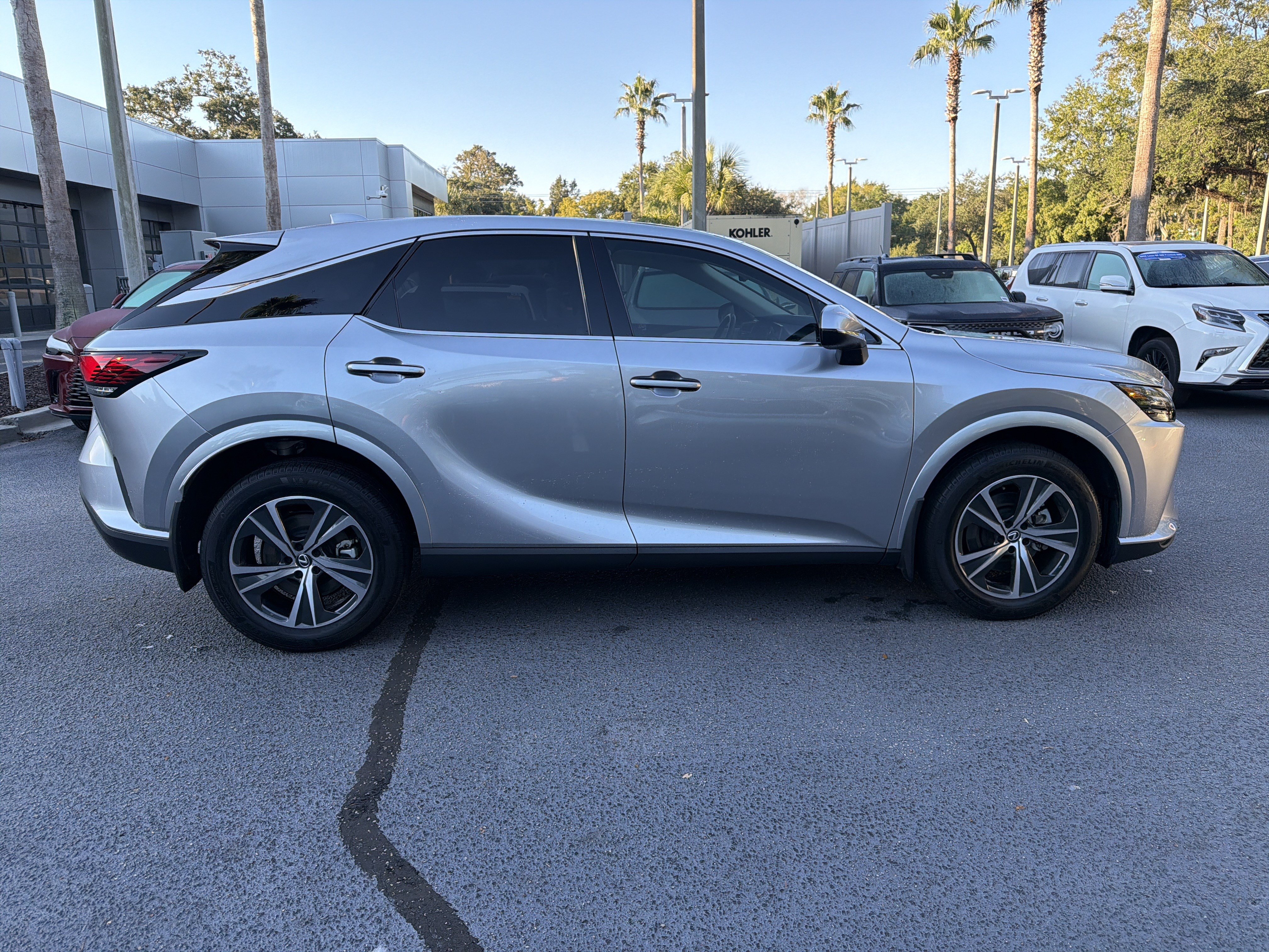 Certified 2024 Lexus RX 350 FWD w/ Technology Package image 17